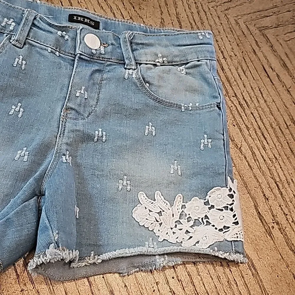 Girls blue Jean shorts with lace flower details size 8